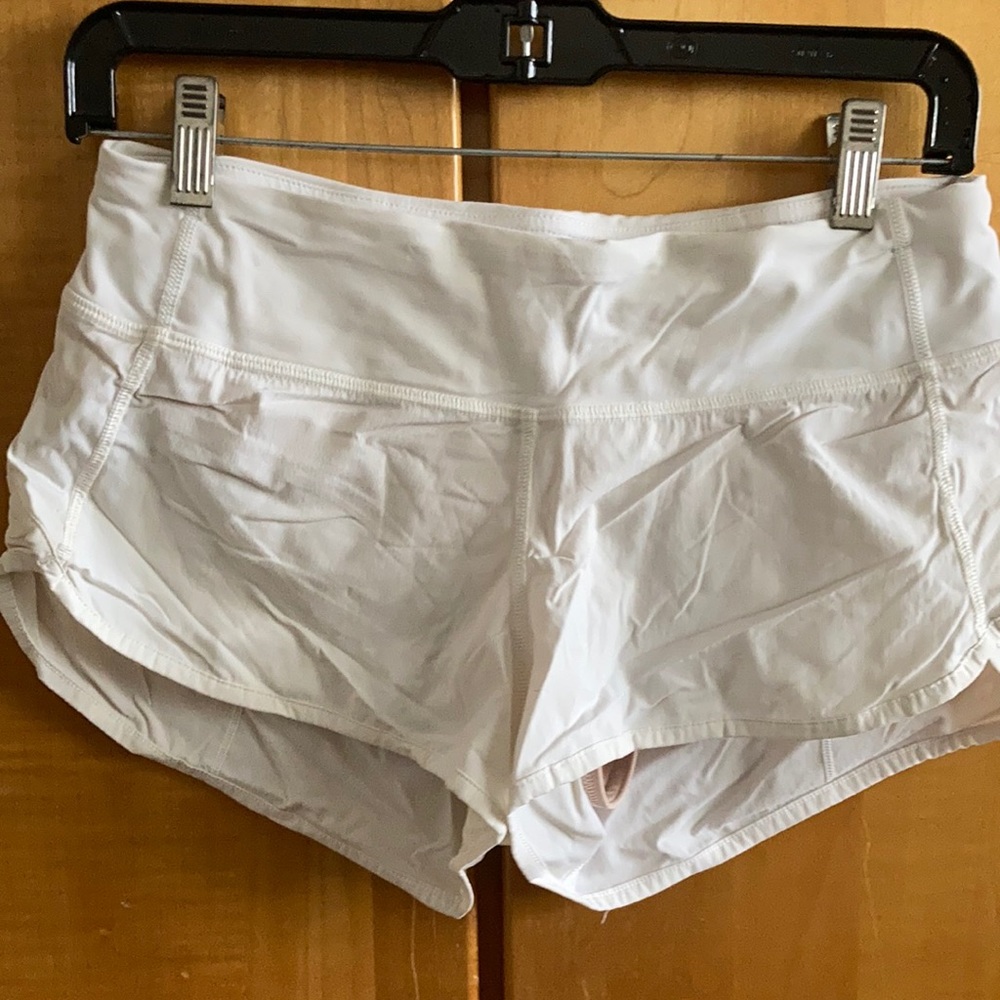 Lululemon Sz 4 Speed Up SHORTS